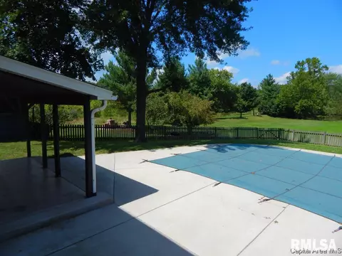 3921 W Bluffs Rd, Springfield, IL 62711 photo 22