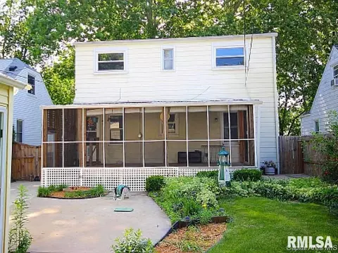 2016 N 20th St, Springfield, IL 62702 photo 4