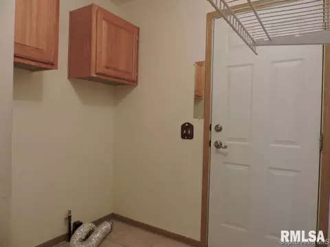 603 N Bitterroot Dr, Athens, IL 62613 photo 18