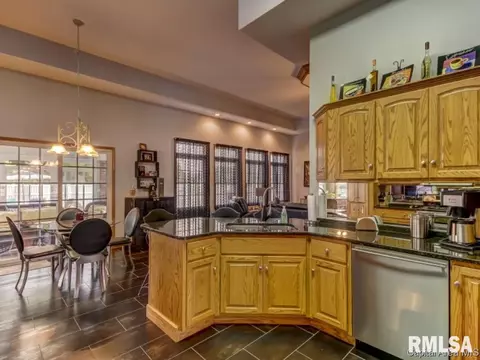1700 Old Ivy, Springfield, IL 62711 photo 6