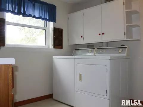 3004 Sherborn Rd, Springfield, IL 62702 photo 6