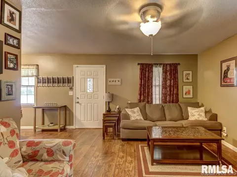 2514 Burton, Springfield, IL 62703 photo 2