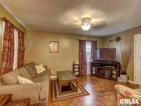 2514 Burton, Springfield, IL 62703 photo 3