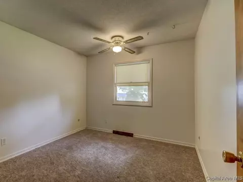 114 Seminole Drove, Springfield, IL 62704 photo 9