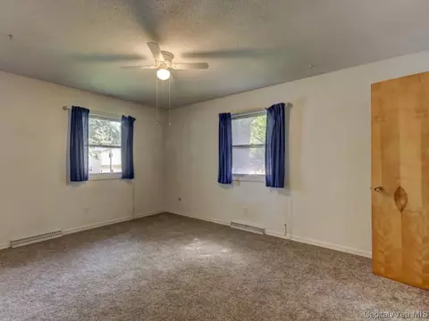 114 Seminole Drove, Springfield, IL 62704 photo 8