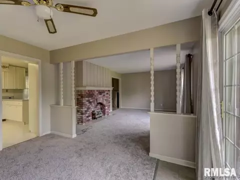 114 Seminole Drove, Springfield, IL 62704 photo 14