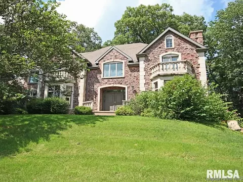 12 Red Bud Ln, Springfield, IL 62712 photo 1
