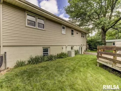 834 Roanoke Dr, Springfield, IL 62702 photo 32