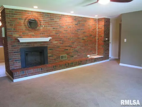 6 Lorrie Ln, Springfield, IL 62703 photo 5