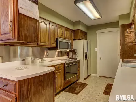 107 Radcliff Rd, Springfield, IL 62703 photo 8