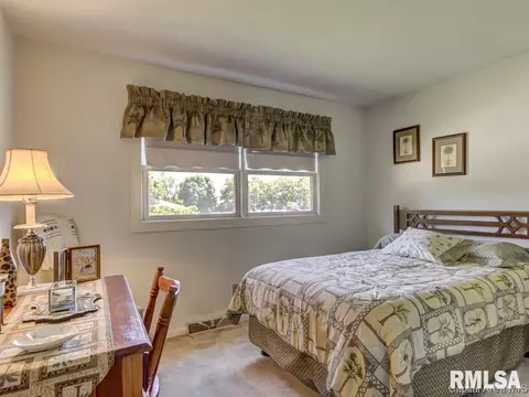 107 Radcliff Rd, Springfield, IL 62703 photo 17