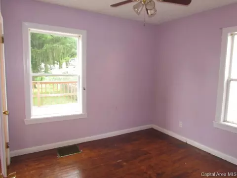 2207 E North Grand Ave, Springfield, IL 62702 photo 13