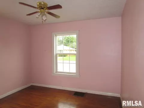 2207 E North Grand Ave, Springfield, IL 62702 photo 12