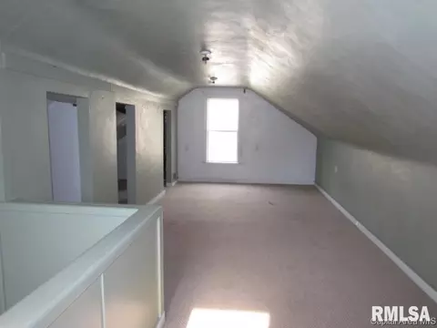 2207 E North Grand Ave, Springfield, IL 62702 photo 15
