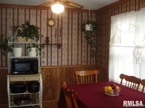 1952 Stanhope Rd, Springfield, IL 62702 photo 4