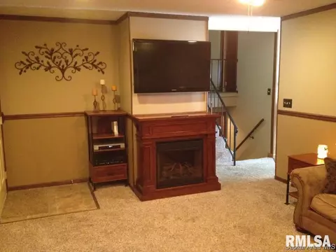 1952 Stanhope Rd, Springfield, IL 62702 photo 6