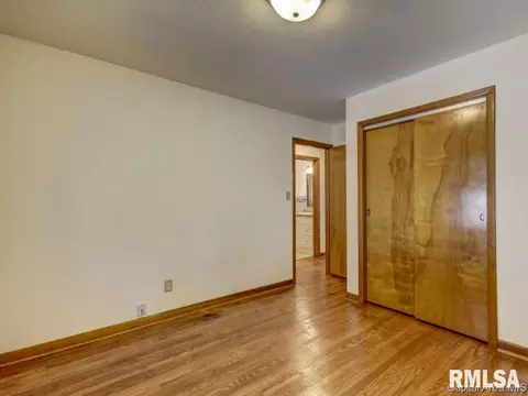 1836 Black Ave, Springfield, IL 62702 photo 16