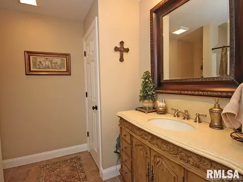 496 Woodbridge Rd, Springfield, IL 62711 photo 29
