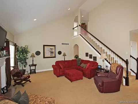 496 Woodbridge Rd, Springfield, IL 62711 photo 3