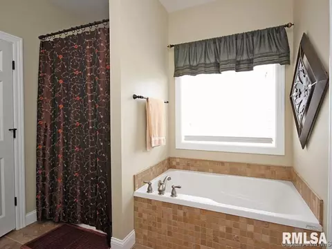 496 Woodbridge Rd, Springfield, IL 62711 photo 20