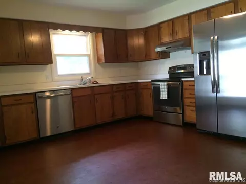 2204 Trowbridge Rd, Springfield, IL 62703 photo 9