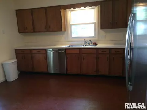 2204 Trowbridge Rd, Springfield, IL 62703 photo 11