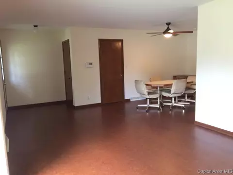 2204 Trowbridge Rd, Springfield, IL 62703 photo 8