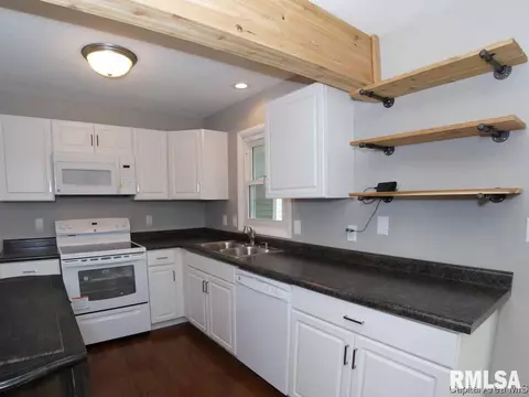 2117 Keokuk Dr, Springfield, IL 62702 photo 9