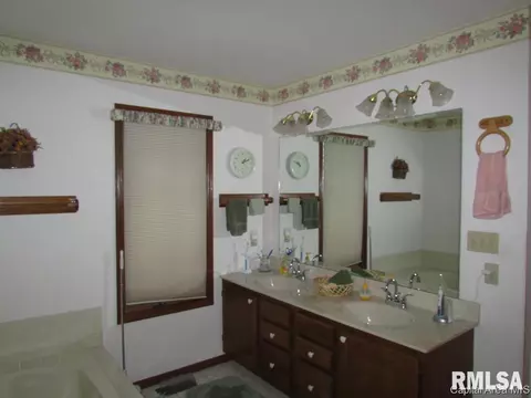 1421 Guemes, Springfield, IL 62702 photo 11