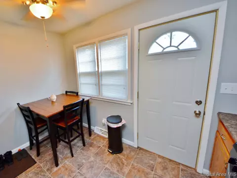 29 Midland Ct, Springfield, IL 62702 photo 9