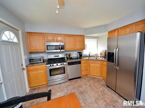 29 Midland Ct, Springfield, IL 62702 photo 10