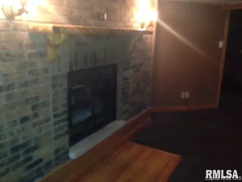 1901 N Albany, Springfield, IL 62702 photo 4