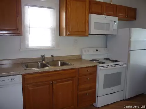 2504 S 8th, Springfield, IL 62703 photo 2