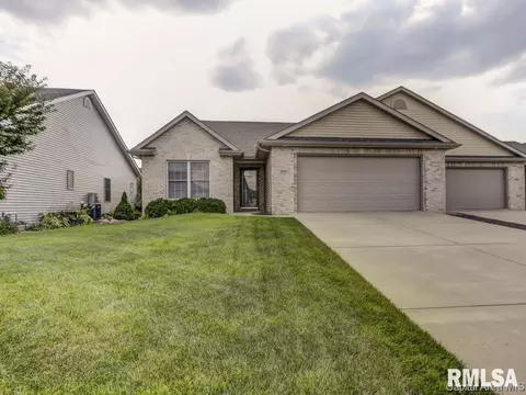 2707 Covered Wagon Trl, Springfield, IL 62711 photo 1
