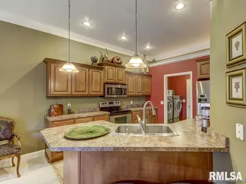 2707 Covered Wagon Trl, Springfield, IL 62711 photo 6