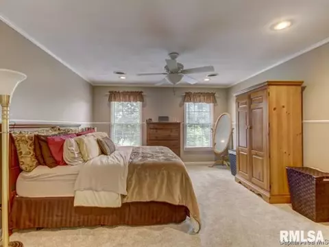 505 Silver Spring Dr, Springfield, IL 62702 photo 13