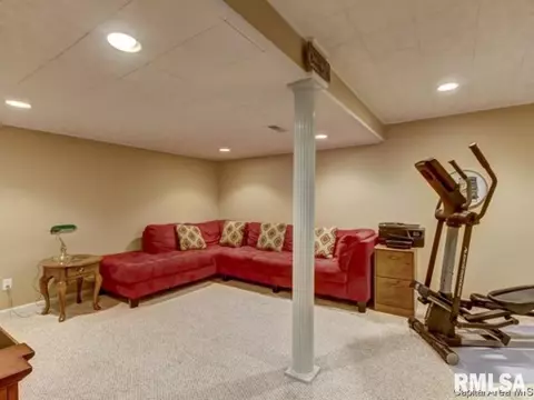 505 Silver Spring Dr, Springfield, IL 62702 photo 19