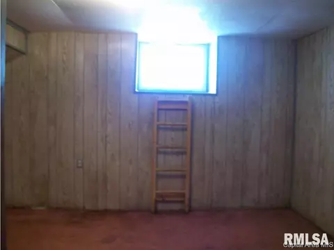 929 N 14th, Springfield, IL 62702 photo 9