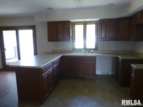 2509 Austin Dr, Springfield, IL 62704 photo 5
