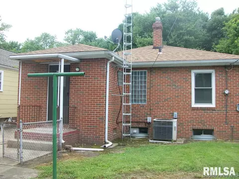 2320 S 13th, Springfield, IL 62703 photo 6