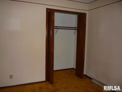 2424 Austin, Springfield, IL 62704 photo 6