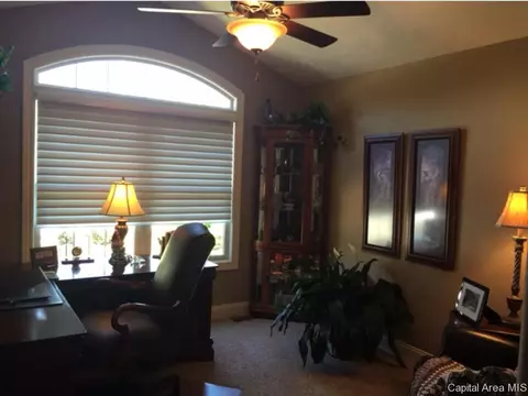 2215 Charlack Ave, Springfield, IL 62704 photo 5
