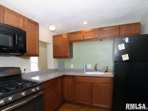 5 Melody Ln, Springfield, IL 62702 photo 8