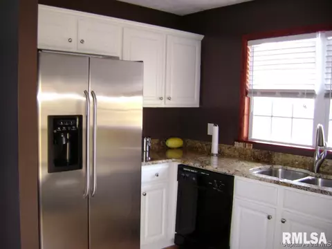 2919 Meadowbrook Rd #16, Springfield, IL 62711 photo 3