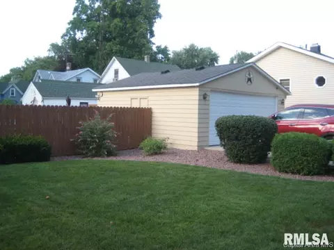 2003 N 9th St, Springfield, IL 62702 photo 3