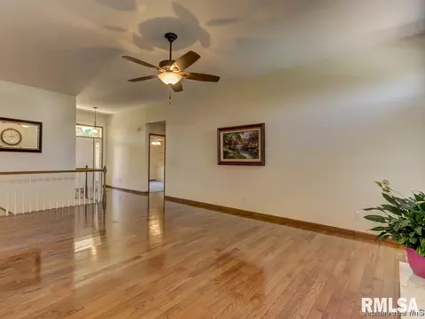 2217 Lake Crst, Springfield, IL 62712 photo 8