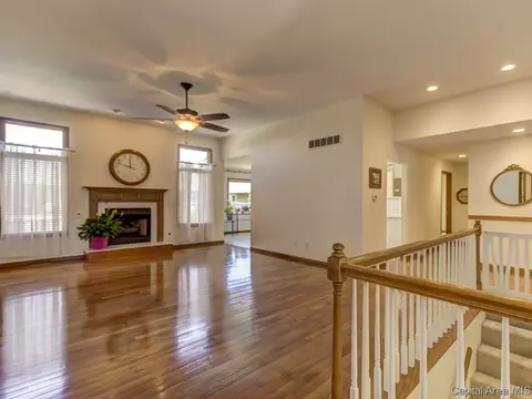 2217 Lake Crst, Springfield, IL 62712 photo 6