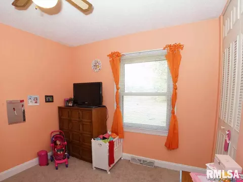 2916 Sherborn Rd, Springfield, IL 62702 photo 11