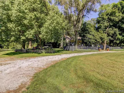 953 Klor Rd, Buffalo, IL 62515 photo 16