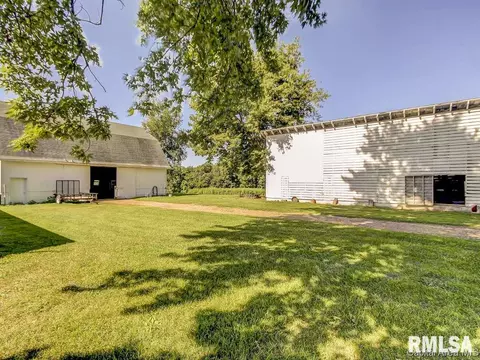 953 Klor Rd, Buffalo, IL 62515 photo 6
